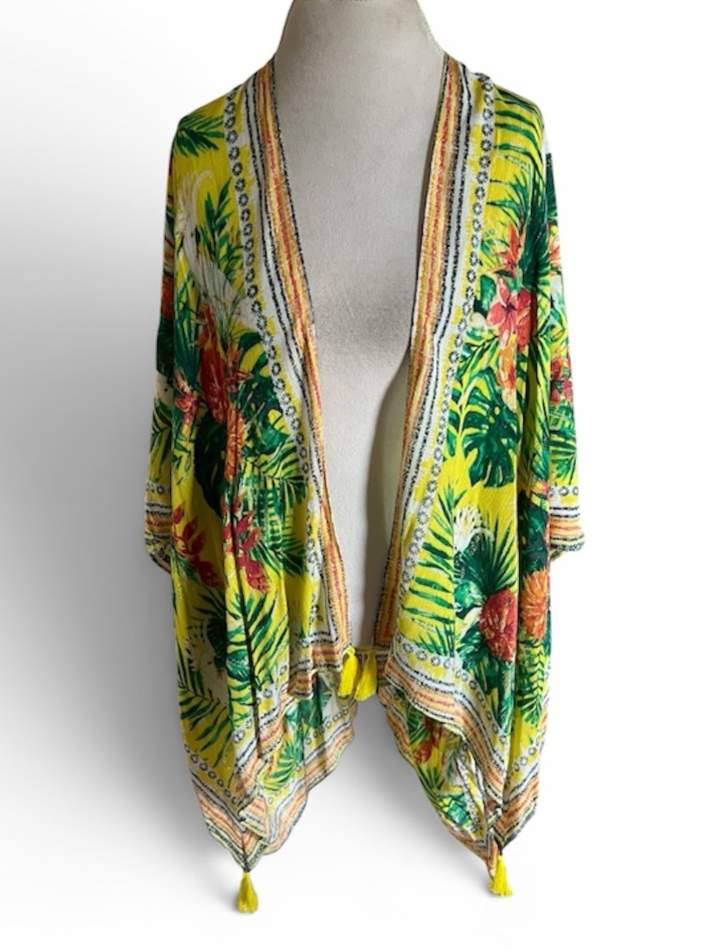 NWT Nine West Tropical Floral Kimono Beach Cover Up Yellow Tassel One Size